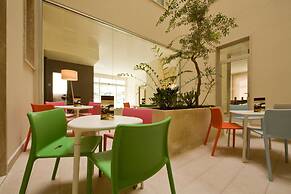 Eos Hotel