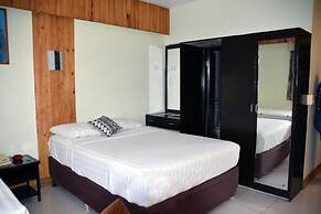 Grand Melanesian Hotel