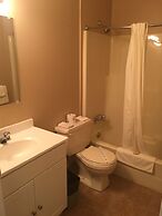 Tumbler Ridge Inn