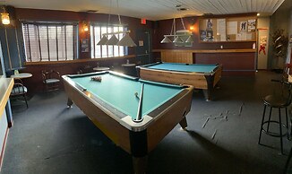 Tumbler Ridge Inn