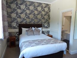 Farnham House Hotel