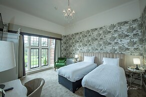 Broome Park Hotel