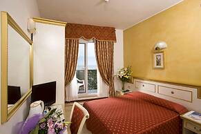 Hotel King