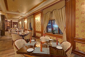Royal Ascot Hotel