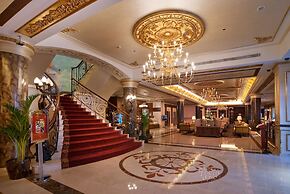 Royal Ascot Hotel