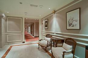 Royal Ascot Hotel