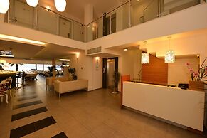Delta Hotel