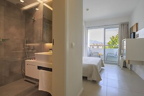 Delta Hotel