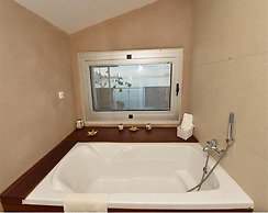 Delta Hotel