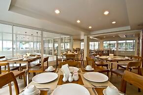 Sunshine Hotel And Residences