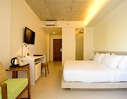 Sunshine Hotel And Residences