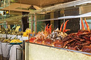 The Westin Dubai Mina Seyahi Beach Resort & Marina