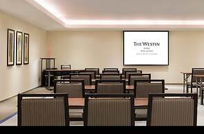The Westin Dubai Mina Seyahi Beach Resort & Marina