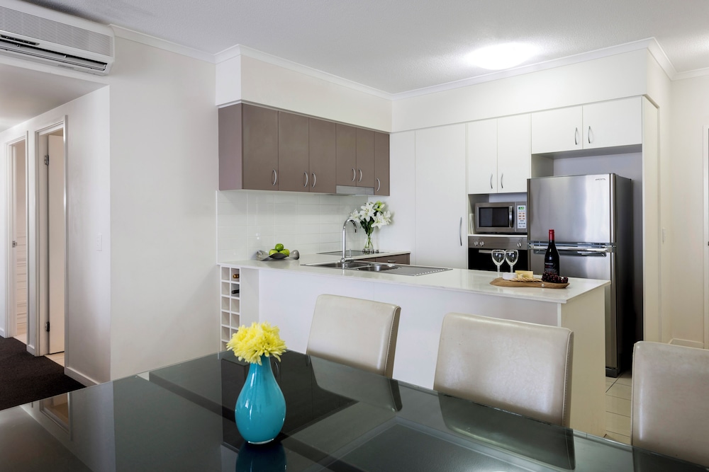 Oaks Ipswich Aspire Suites