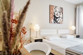 Axos Hotel
