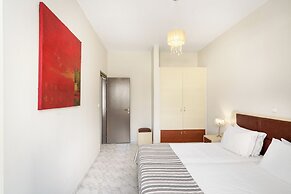 Axos Hotel
