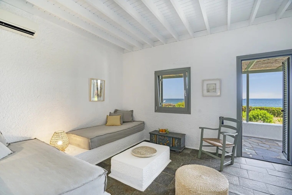 Niriides Villas