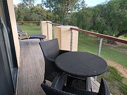 Yanchep Inn