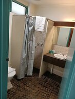 Yanchep Inn