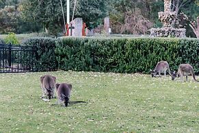 Yanchep Inn