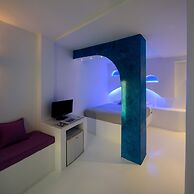 Abyssanto Suites & Spa