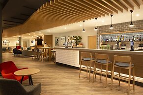 Holiday Inn Express Cheltenham by IHG