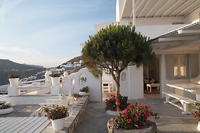 Greco Philia Hotel Boutique by Mr and Mrs White