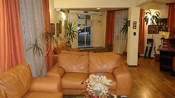 Palitra Family Hotel