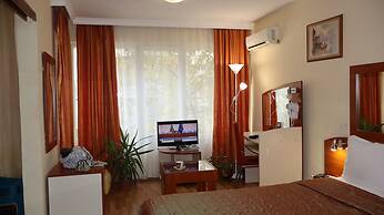 Palitra Family Hotel