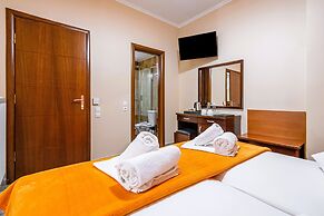 Faros 1 Hotel
