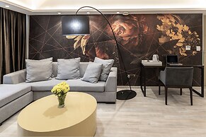 Almond Business Hotel