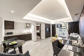 Almond Business Hotel