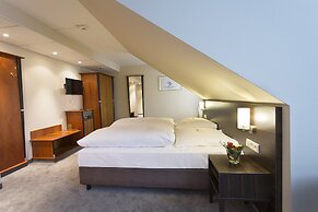 Erikson Hotel