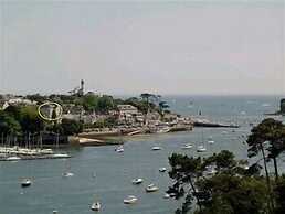 Les Bains de Mer