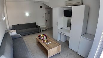 Navy Hotel
