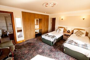 Duke Of Gordon Hotel