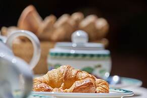 Petit Hotel Restaurante Ses Rotges - Adults Only