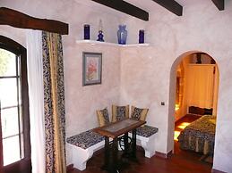 Petit Hotel Restaurante Ses Rotges - Adults Only