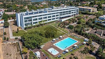 Pelican Alvor