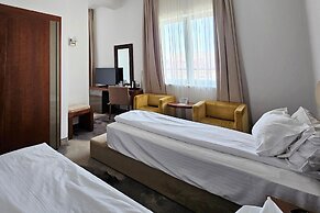 Iaki Hotel