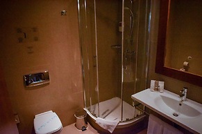 Iaki Hotel
