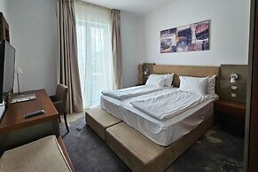 Iaki Hotel