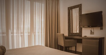 Iaki Hotel