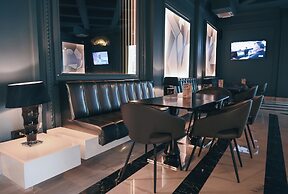 Iaki Hotel
