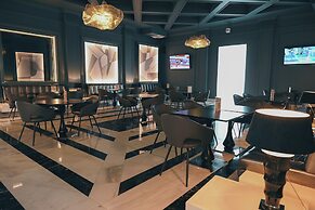 Iaki Hotel