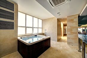 Iaki Hotel