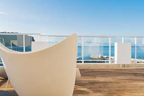 Marina Bayview - Adults Only