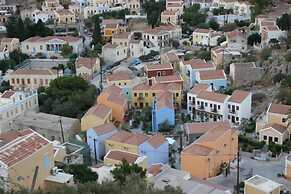Iapetos Village