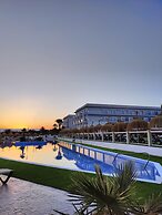 Cabogata Beach Hotel