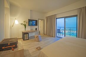 Cabogata Beach Hotel